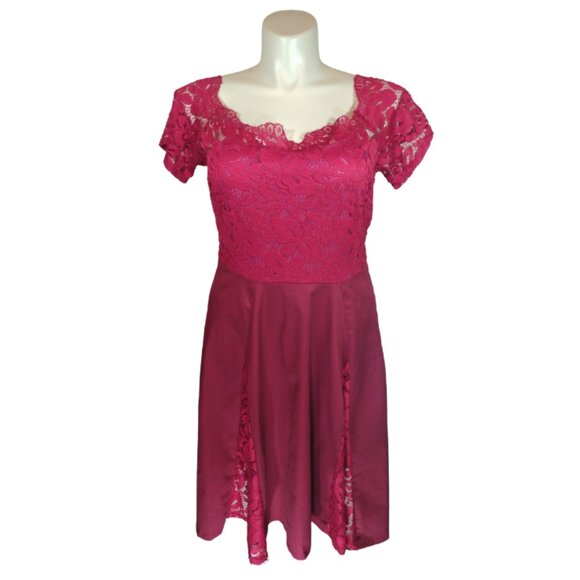 Women Red Short Sleeve Dress with Lace - Picture 1 of 1